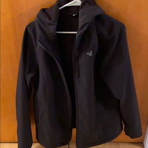 XL women’s Northface Windwall Jacket